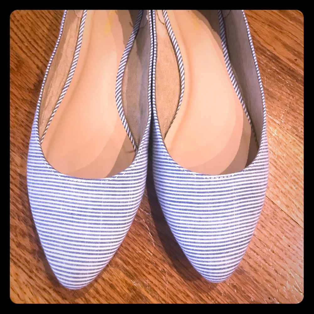 Super cute flats!